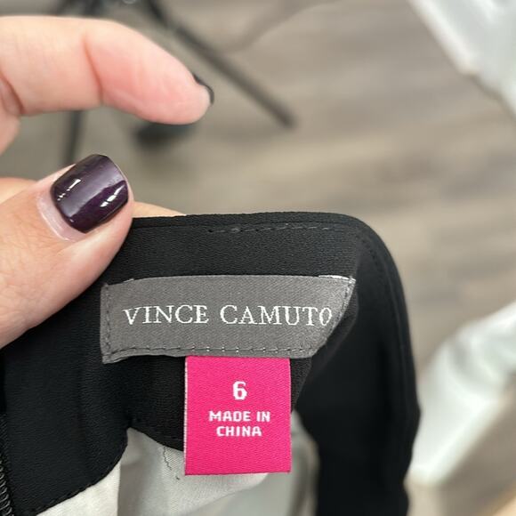 Vince Camuto Black and White Leaf Print Handkerchief Style Skirt Size 6 - Picture 5 of 7